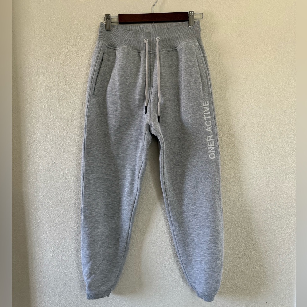 ONER ACTIVE Gray Joggers SIZE XS